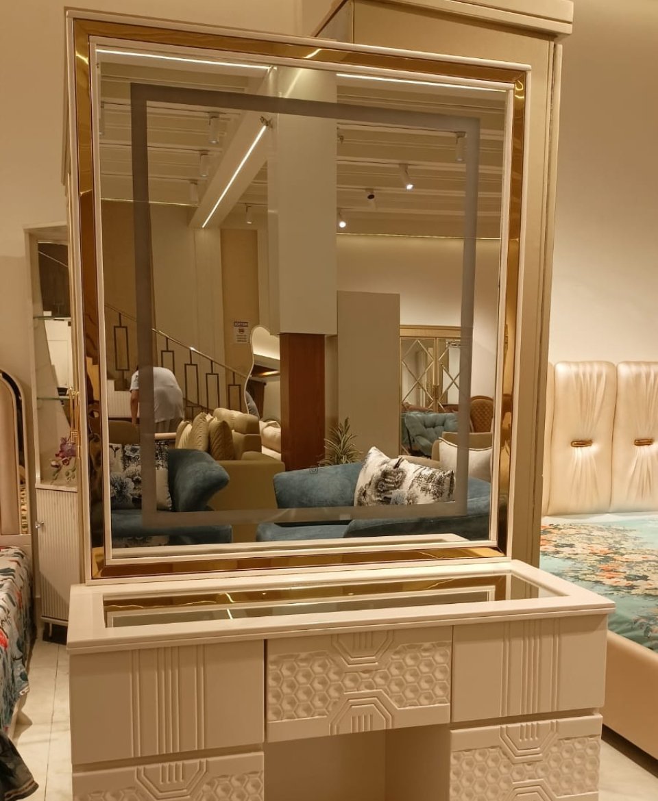 Dreasing Table - orchid furnishers Dressing Table - Image 1
